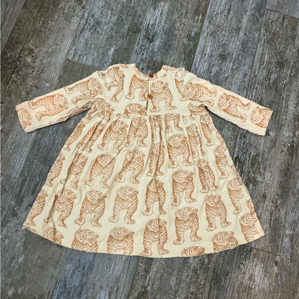 Pink chicken dress. New without tags.